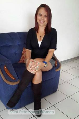 156935 - Alina Age: 50 - Costa Rica