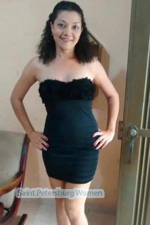 157152 - Akira Age: 49 - Colombia