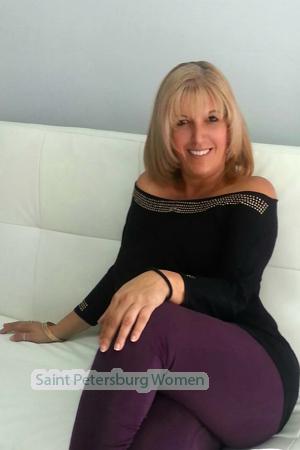 157159 - Ivette Age: 67 - Costa Rica