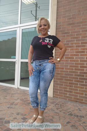 160030 - Yetris Age: 46 - Colombia