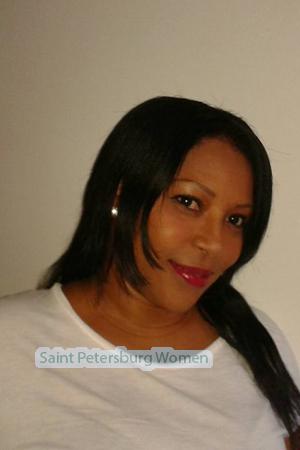 161840 - Yomary Age: 52 - Colombia