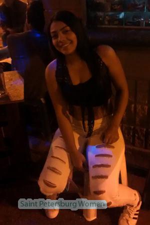 163464 - Laura Age: 29 - Colombia