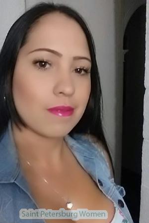 167047 - Yecenia Age: 45 - Colombia