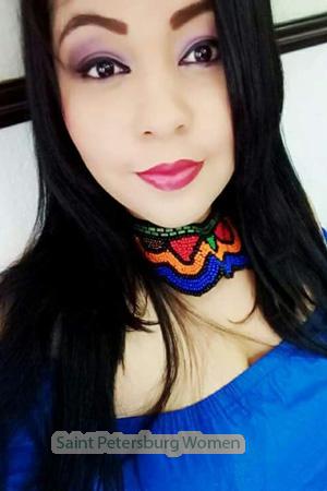 176251 - Monica Age: 34 - Colombia