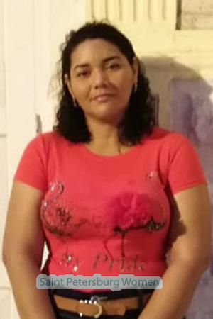 181055 - Geidyth Age: 47 - Colombia