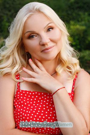 197090 - Valentina Age: 62 - Ukraine