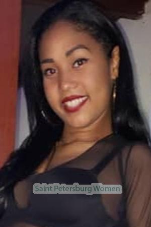 197109 - Doralis Age: 26 - Cuba