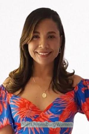 203119 - Adriana Age: 44 - Colombia