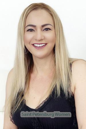 203847 - Silvia Age: 48 - Colombia