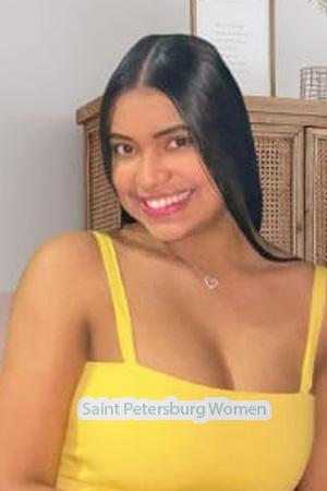 204012 - Valeria Age: 25 - Colombia