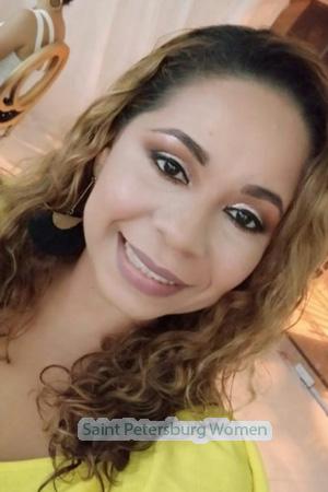 204181 - Liliana Age: 49 - Colombia