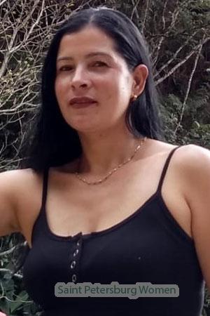212325 - Migdalia Age: 41 - Colombia