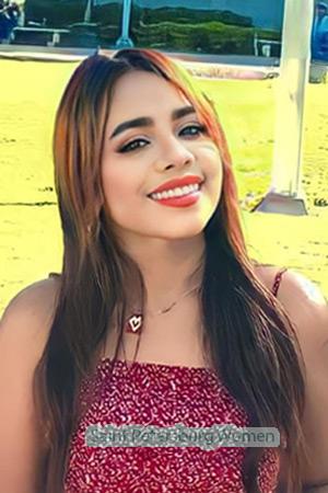 212468 - Kattia Age: 33 - Colombia