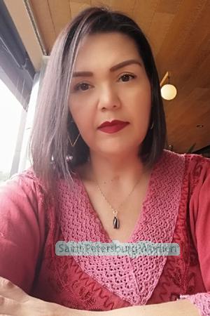 213437 - Claudia Age: 51 - Colombia