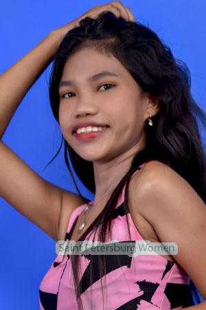 214920 - Kyla Age: 20 - Philippines