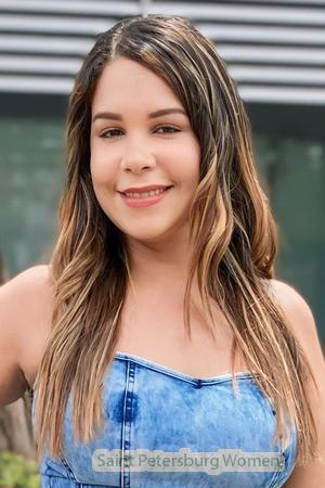 219556 - Selenia Age: 31 - Colombia