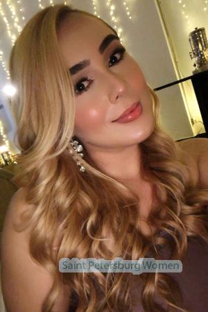 220031 - Daniela Age: 30 - Colombia