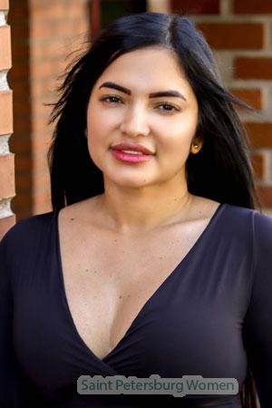 220339 - Paola Age: 40 - Colombia