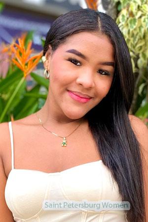 221106 - Emily Age: 22 - Colombia