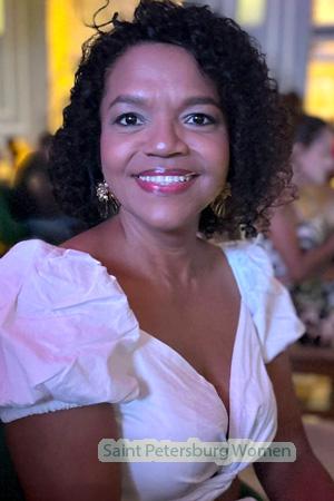 223112 - Ruth Age: 47 - Colombia