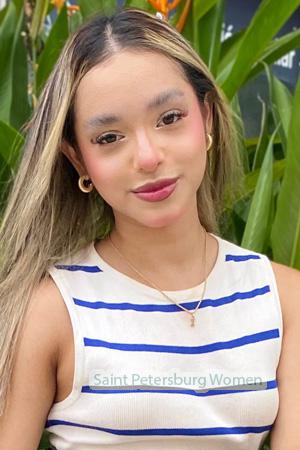 224729 - Isabella Age: 18 - Colombia