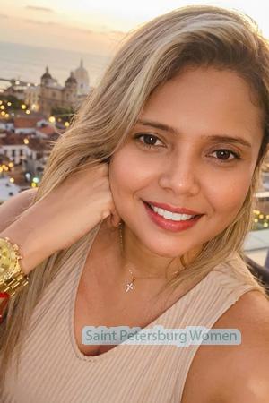 227511 - Tatiana Age: 38 - Colombia