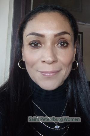 227893 - Oyuky Age: 58 - Costa Rica