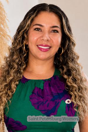 228312 - Yuly Age: 42 - Colombia