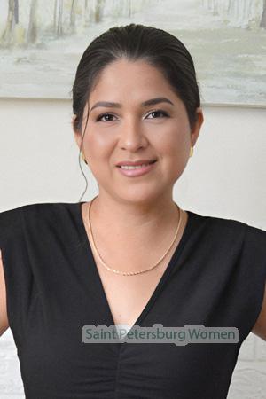228317 - Mariana Age: 38 - Peru